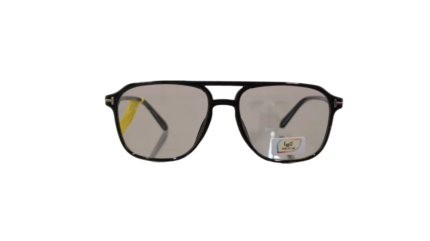 Leo LCC 28032 shinny black aviator sunglasses grey photochromatic lens