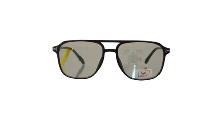 Leo LCC 28032 matte black aviator sunglasses green tint photochromatic lenses