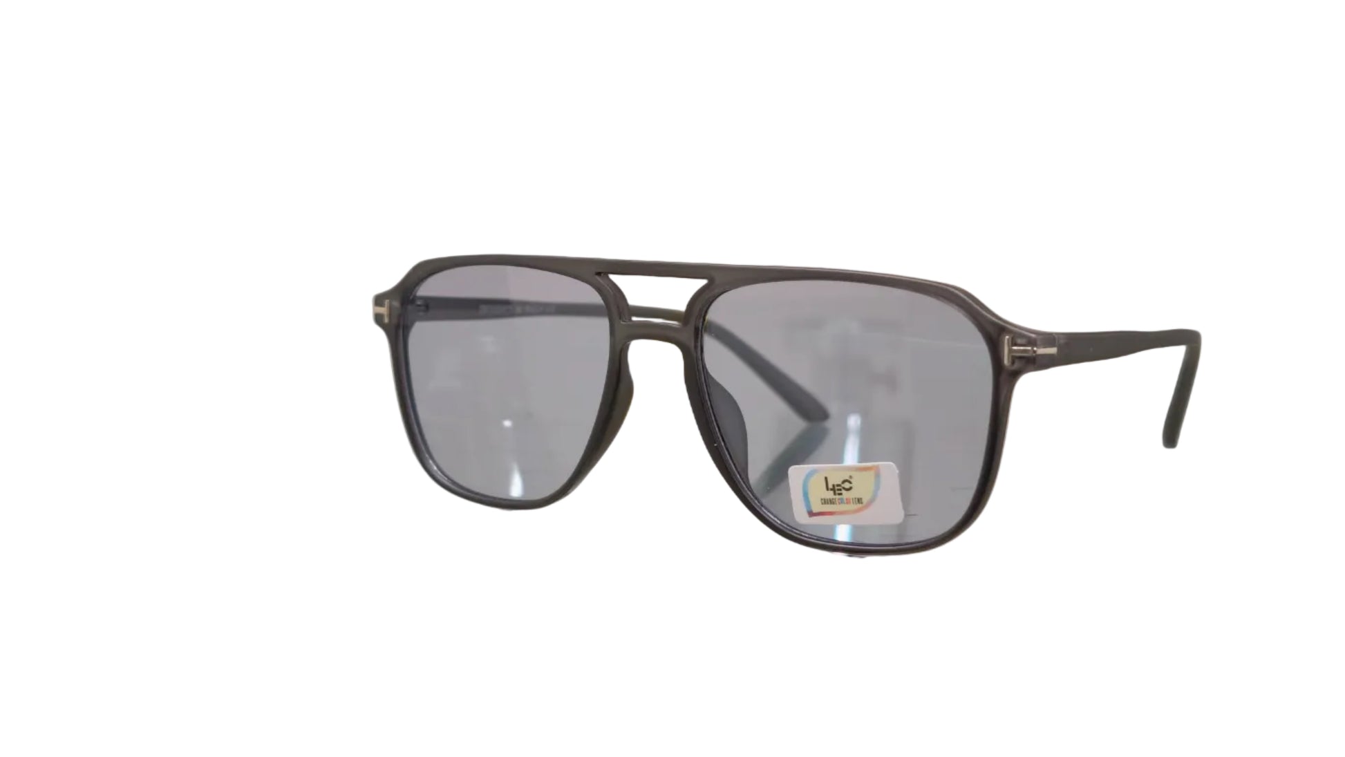 Leo LCC 28032 matte black grey tint aviator sunglasses angled