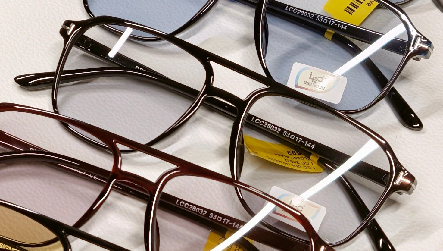 Leo photochromatic aviator sunglasses grey tint everyday style